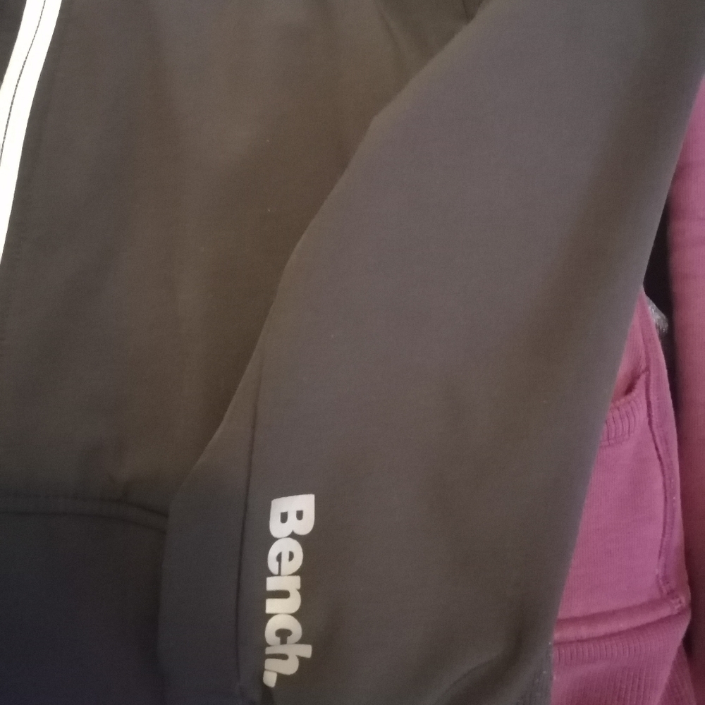 Bench Jacket - Picture 2 of 2